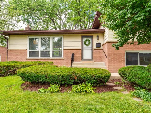 House for sale in Deerfield, Illinois