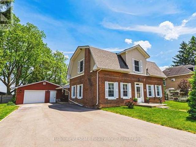 House for sale in County Of Brant, Ontario