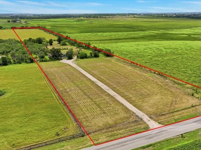 House for sale in Seguin, Texas