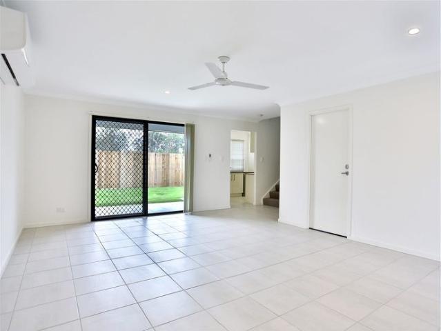 Townhouse for rent in Methul, Queensland