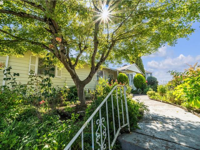 House for sale in Smith Creek, Woodburn