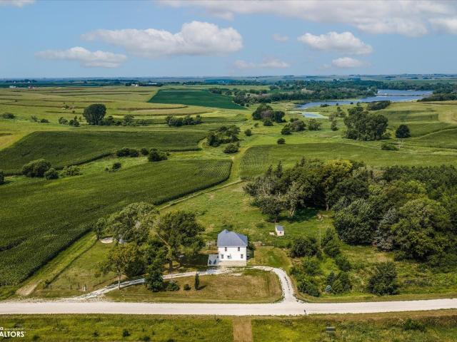 House for sale in Harlan, Shelby County