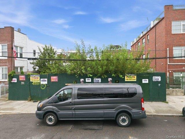 Land for sale in Arverne, New York