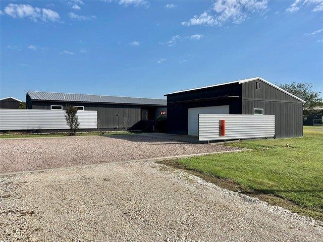 House for sale in Kingston, Oklahoma