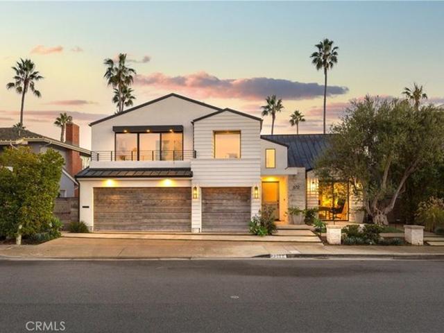 House for sale in Huntington Beach, California