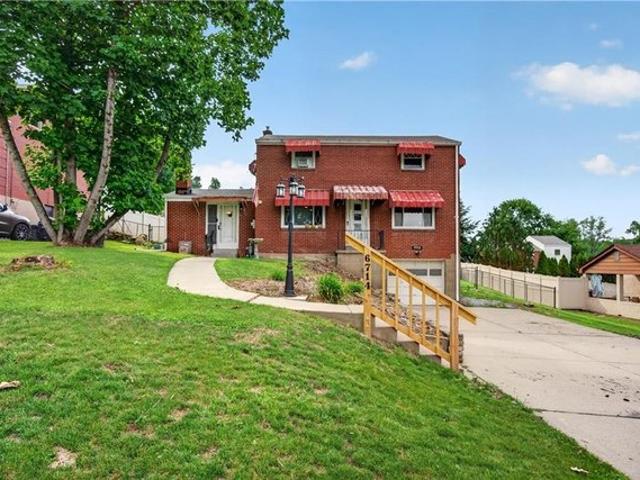 House for sale in Finleyville, Pennsylvania