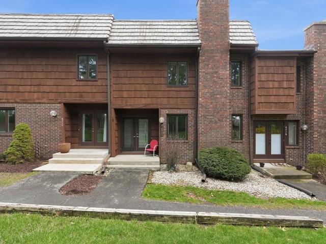 Condo for sale in Fort Wayne, Indiana
