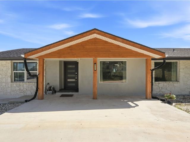 House for sale in Leesville, Texas