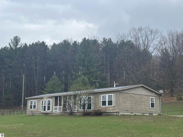House for sale in Bellaire, Michigan