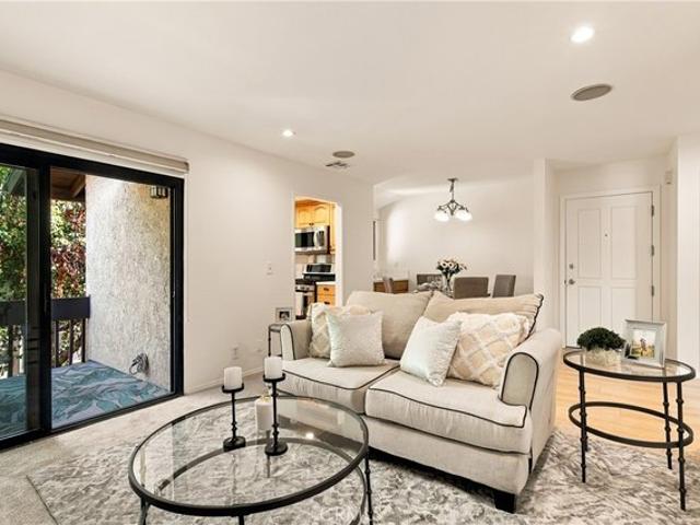 Condo for sale in North Hollywood Neighborhood Council District, Los Angeles