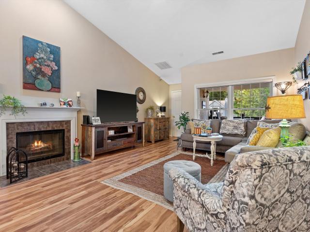 Condo for sale in Franklin, Milwaukee County