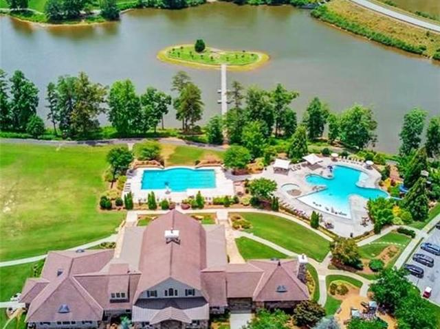 House for sale in Flowery Branch, Georgia