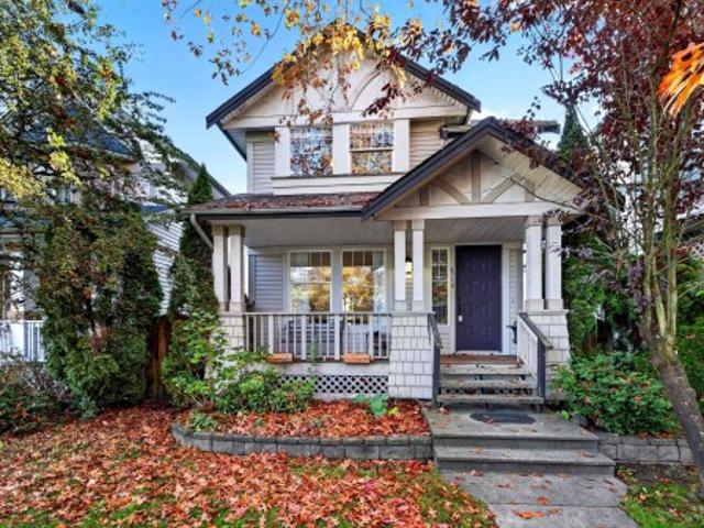 House for sale in Clayton Heights, Surrey