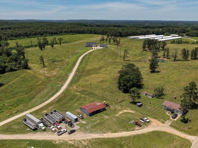 Farm for sale in Doniphan, Missouri