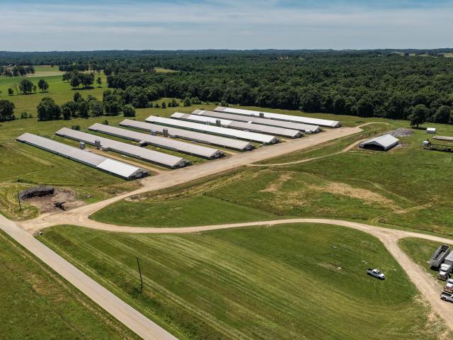 Farm for sale in Doniphan, Missouri