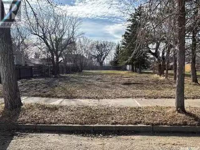 House for sale in Riverview, North Battleford