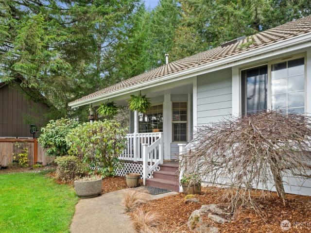 House for sale in Allyn, Washington