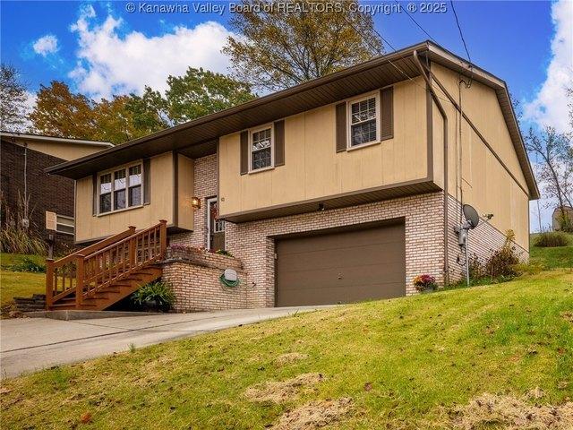 House for sale in Poca, West Virginia