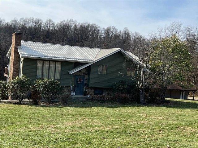 House for sale in Smithfield, Pennsylvania