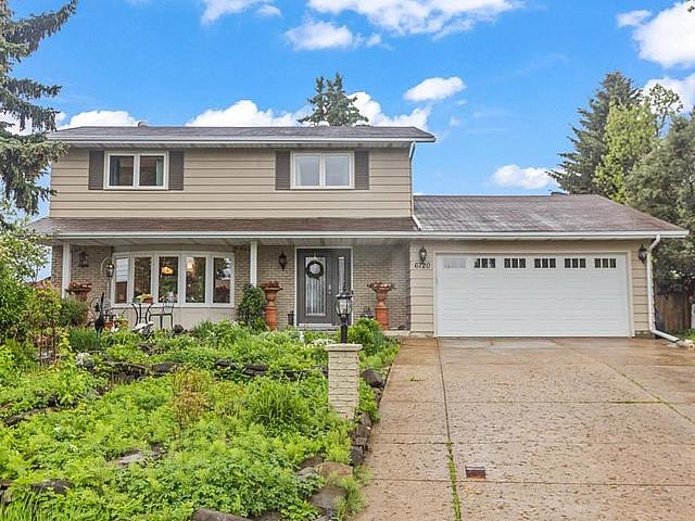 House for sale in Wedgewood, Alberta
