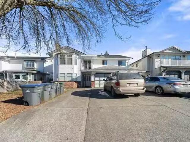 House for sale in Surrey, British Columbia