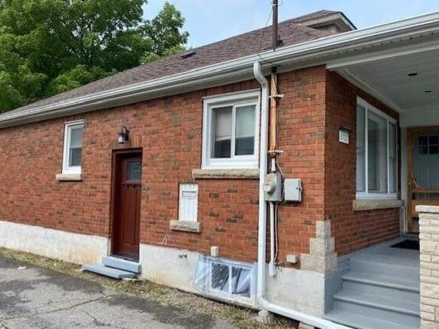 House for rent in Niagara Falls, Golden Horseshoe