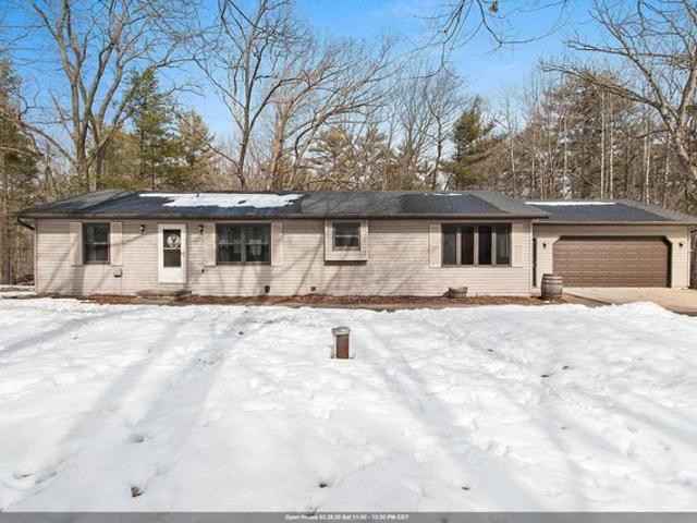 House for sale in Oconto Falls, Wisconsin