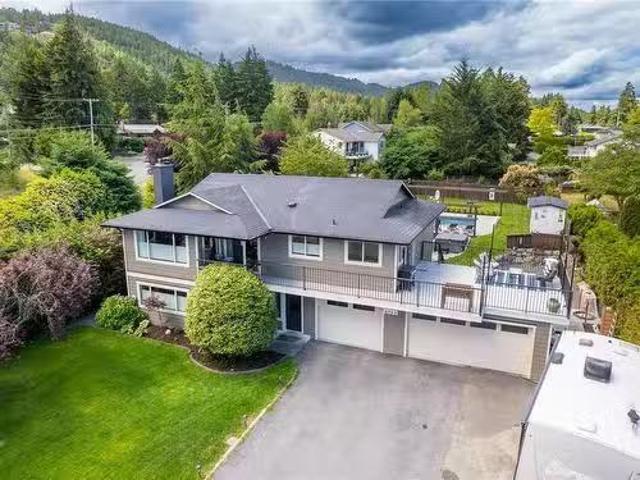 House for sale in Lantzville, British Columbia