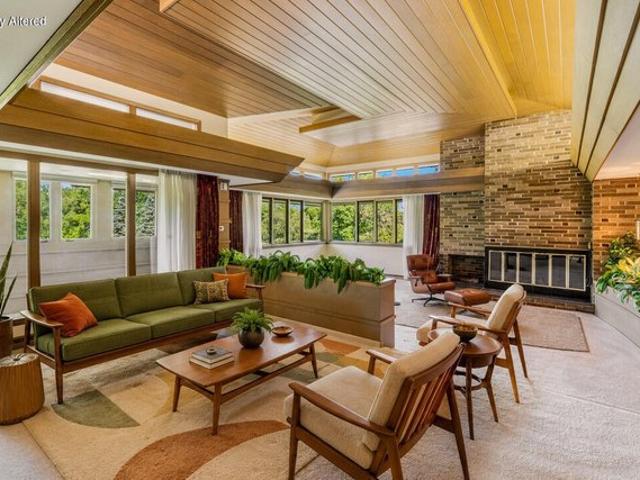 House for sale in Caledonia, Wisconsin