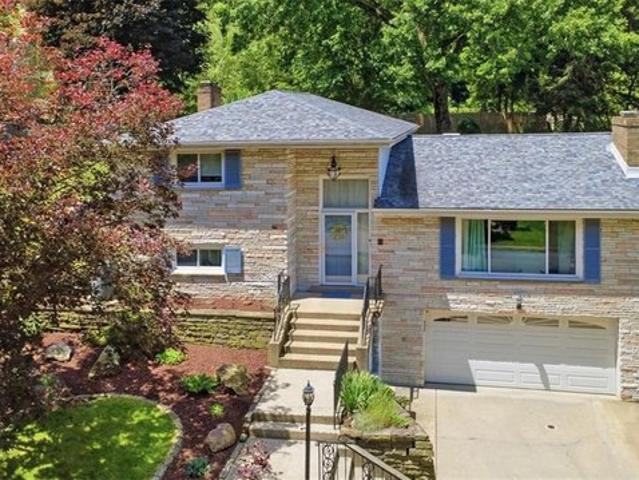 House for sale in Verona, Pennsylvania