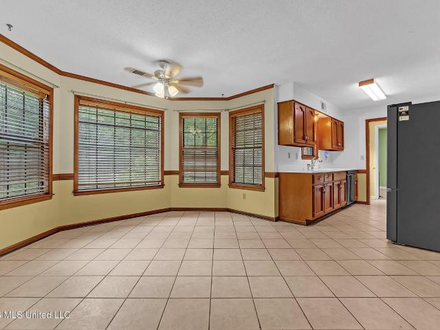 House for sale in Nesbit, Mississippi