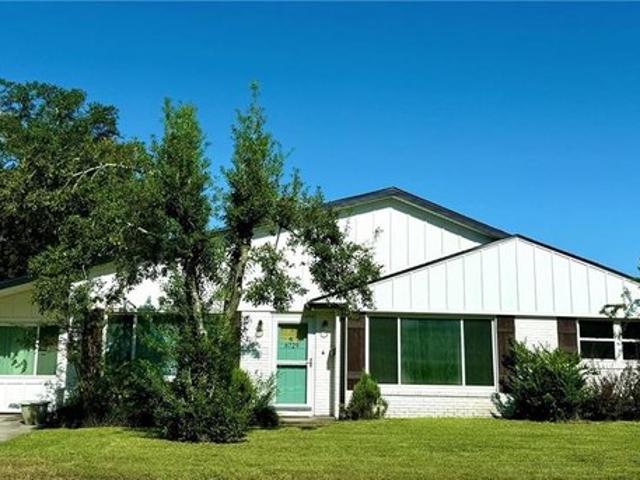 House for sale in Harahan, Jefferson Parish