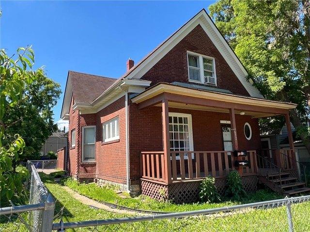 House for sale in Dayton's Bluff, Ramsey