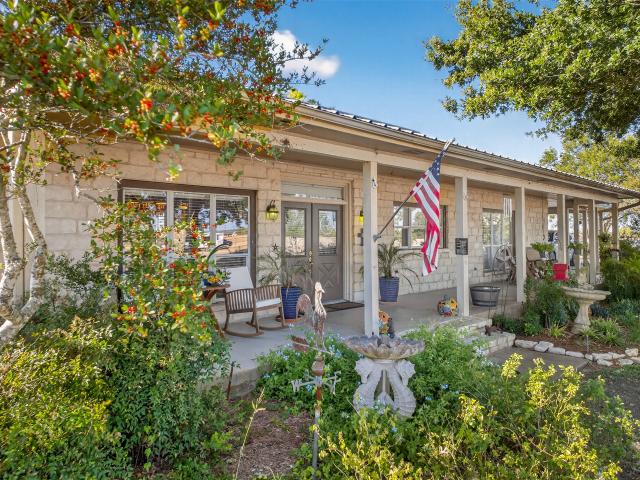 Farm for sale in Waelder, Texas