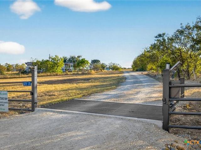 Farm for sale in Waelder, Texas