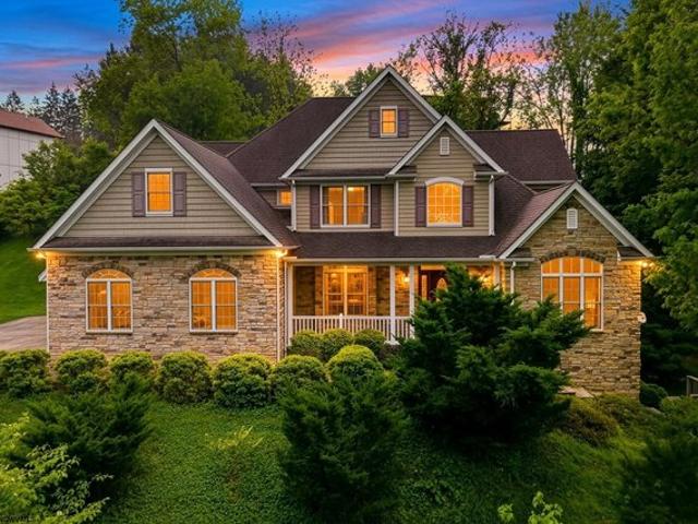 House for sale in Morgantown, West Virginia