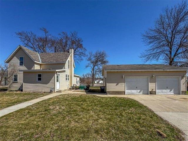 House for sale in Lake Crystal, Minnesota