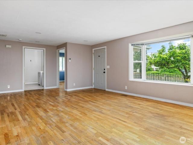 House for sale in Oak Harbor, Washington