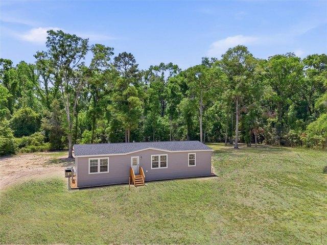 House for sale in Fort White, Florida