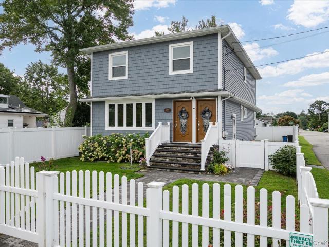 House for sale in Babylon, New York