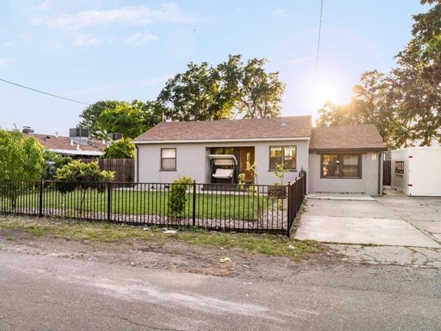 House for sale in Rio Linda, California