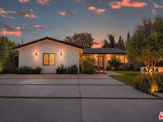 House for sale in North Hollywood Neighborhood Council District, Canoga Park