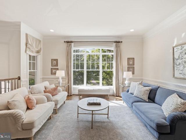 Townhouse for sale in Virginia