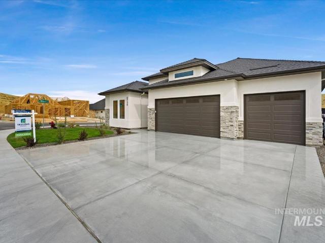 House for sale in Eagle, Idaho