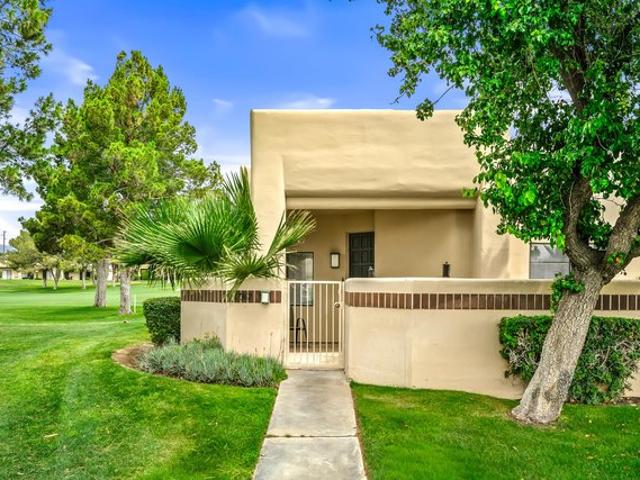 Condo for sale in Cathedral City, Riverside County