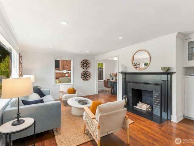 House for sale in Phinney Ridge, Seattle
