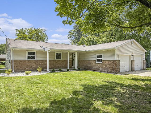 House for sale in Portage