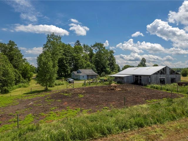 House for sale in Oneida, New York