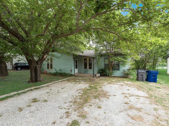 House for sale in Lake Worth, Texas