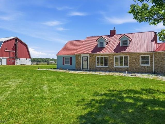 House for sale in Andover, Ohio